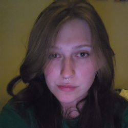 Angela Haugen headshot